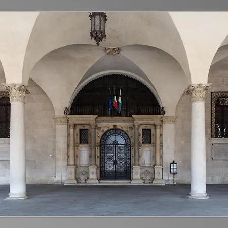 Brixia Cozy Attic In The Historic Center * Brescia