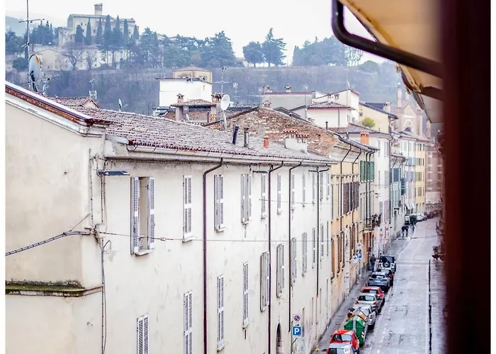 Brixia Cozy Attic In The Historic Center Apartment *